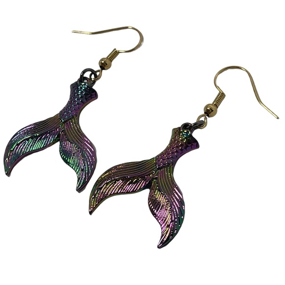 Rainbow metallic metal mermaid tail earrings NEW - Picture 4 of 6